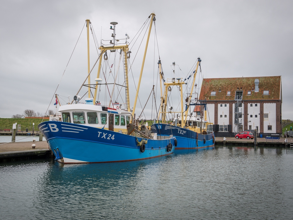 Dutch fishing fleet from the island of Texel starts collecting nets for  Healthy Seas - HEALTHY SEAS